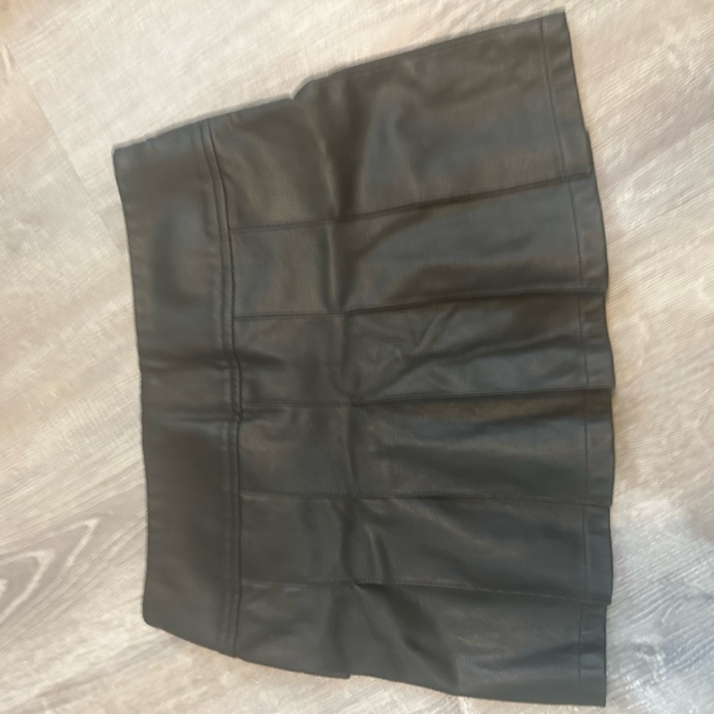 I AM GIA BLACK LEATHER SKIRT - Picture 3 of 3